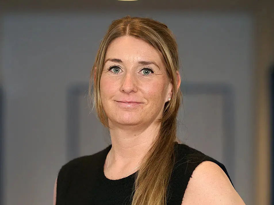 Lara Zielke – Rechtsanwältin bei Kanzlei Dr. Kleffmann (Portrait)